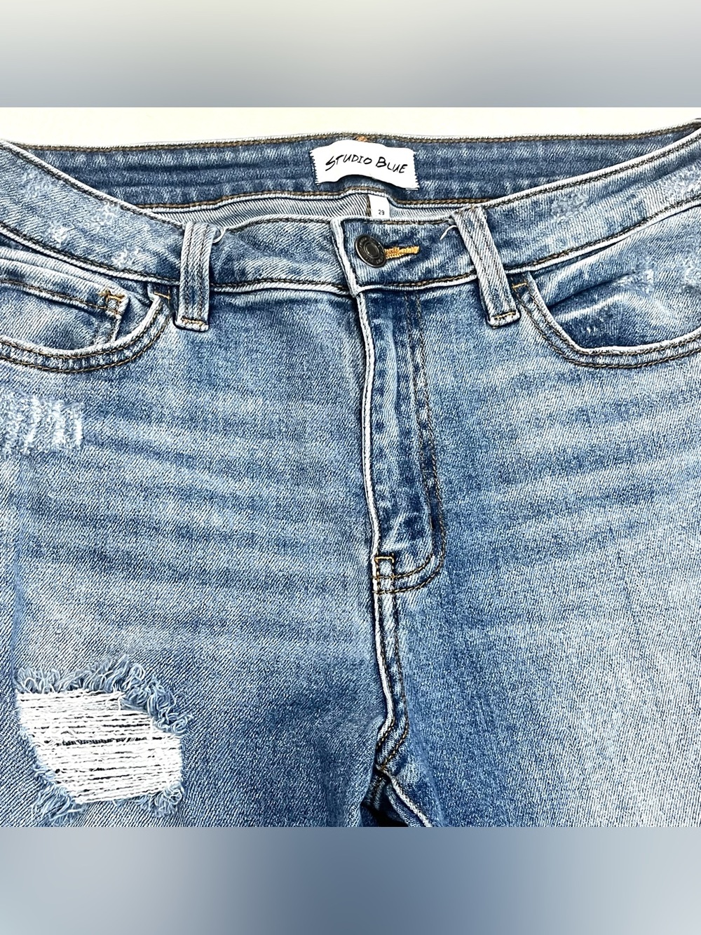 Studio Blue Women’s Distressed High-Rise Classic Blue Denim Jeans 30 Waist - Picture 4 of 16